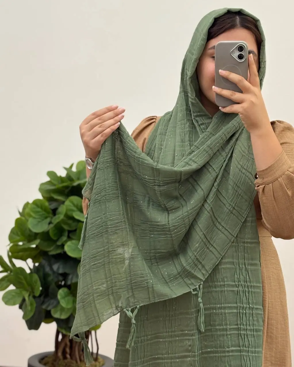 شال ریشه بلند اکلیلی